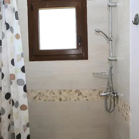 Afrodite Five Villa *